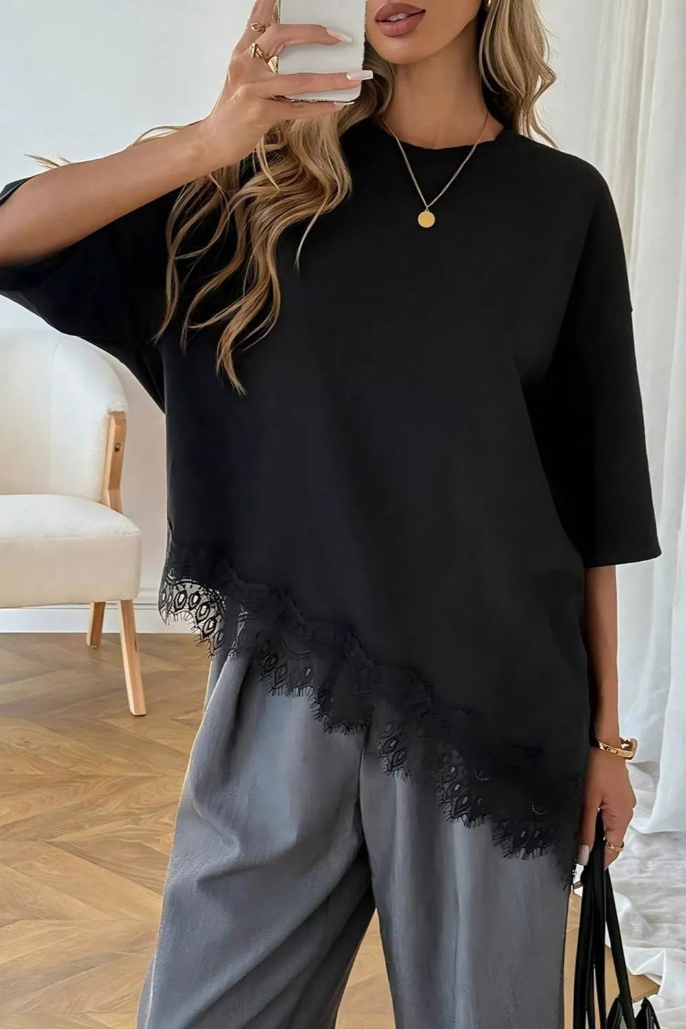 Lace Asymmetrical Hem Round Neck T-shirt in Black