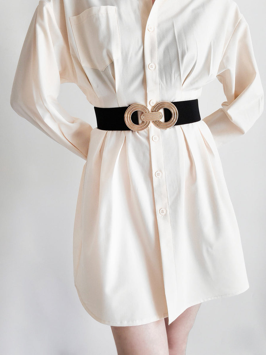 Black stretch belt with interlocking gold alloy circles buckle