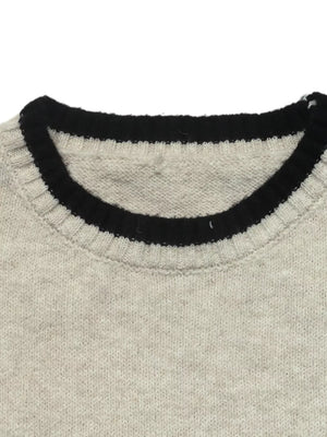 classic pullover sweater in Khaki with crew neck