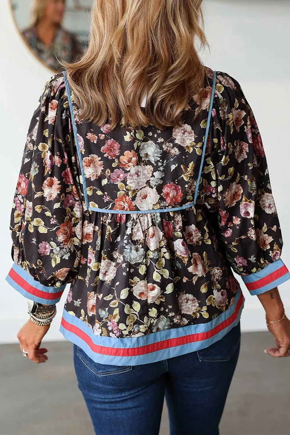 Floral Print Contrast Trim Tie V Neck Blouse in Floral