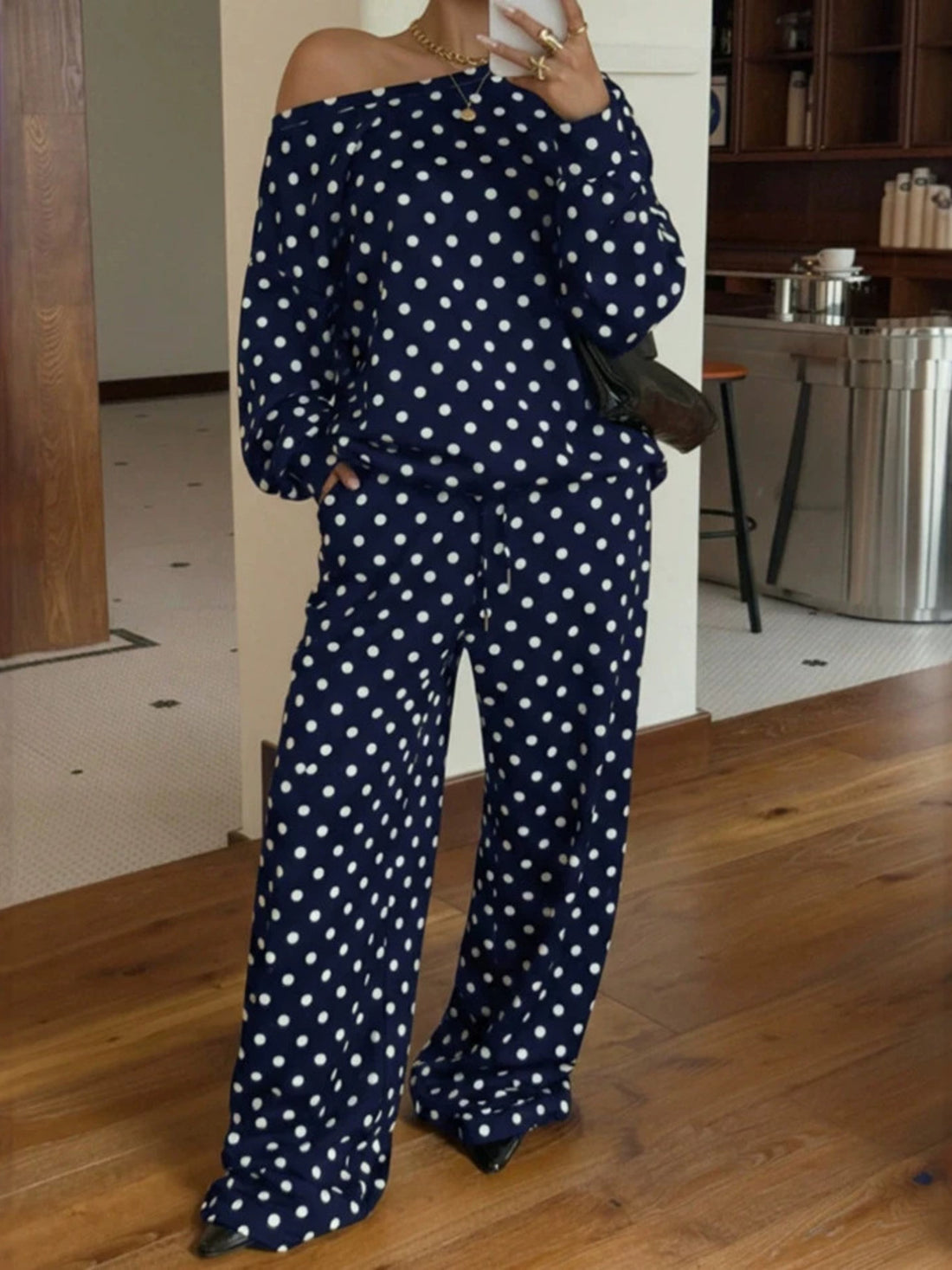 White pajama set with pullover, drawstring and polka dot