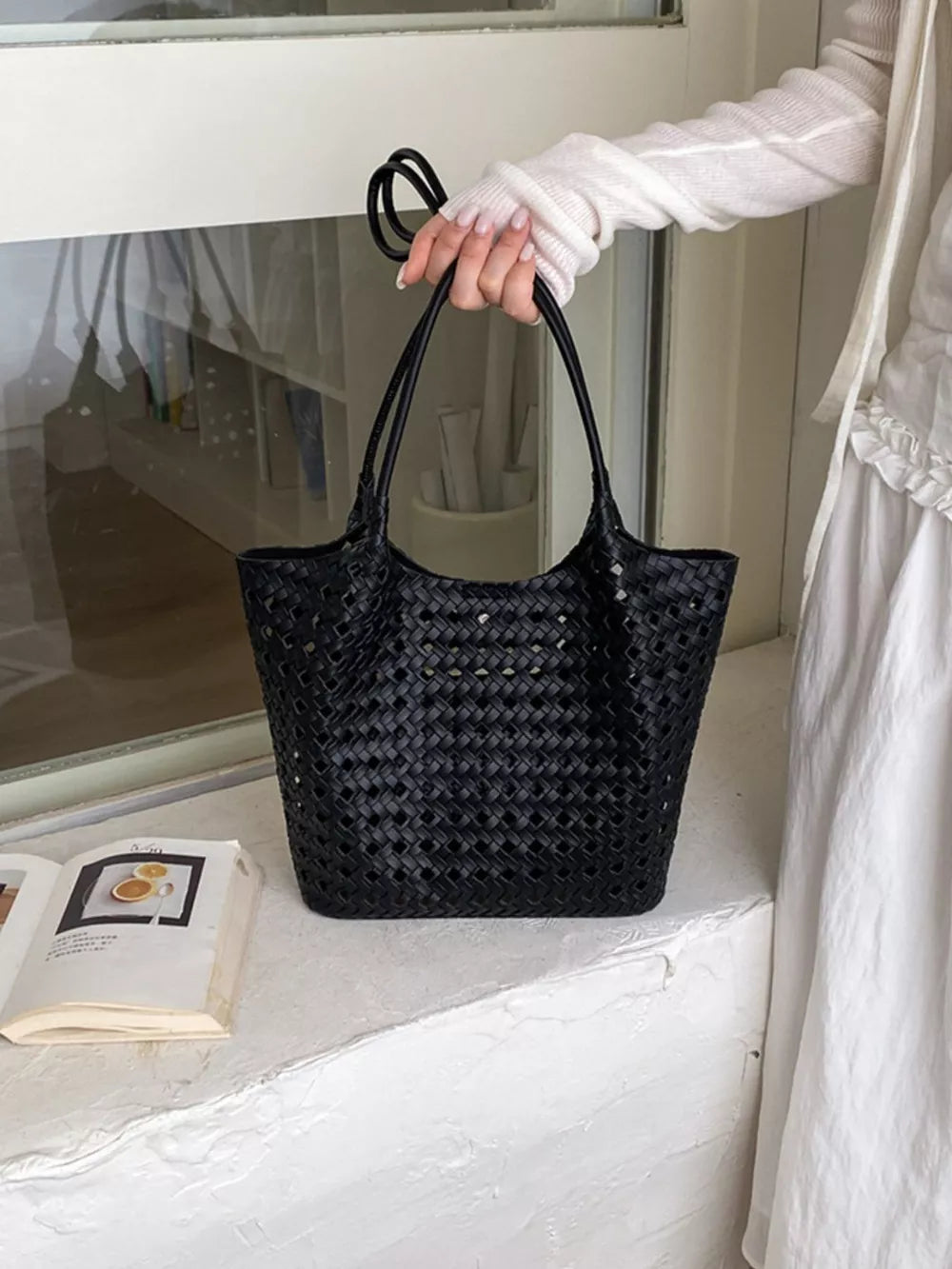 PU Leather Imported Size &amp shoulder bag in Black with boxy silhouette