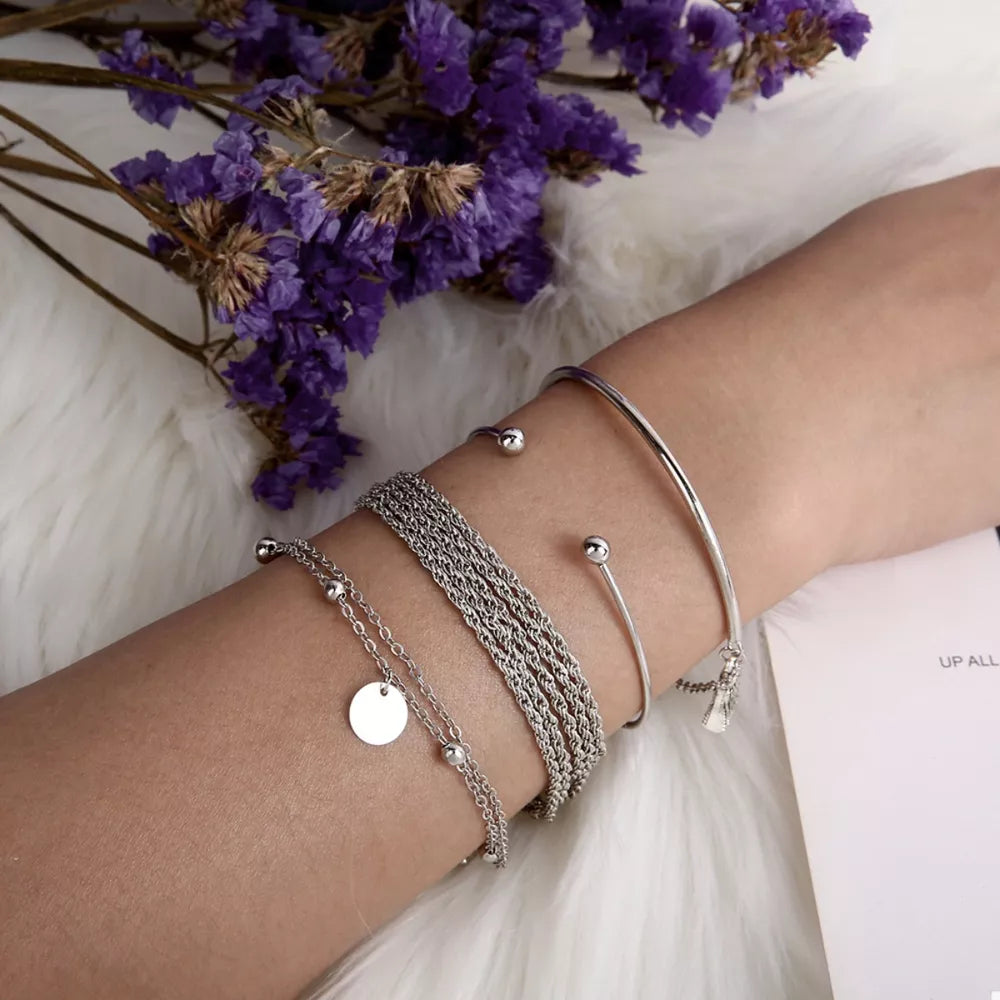 bracelet in silver featuring 4-piece set and fitted fit