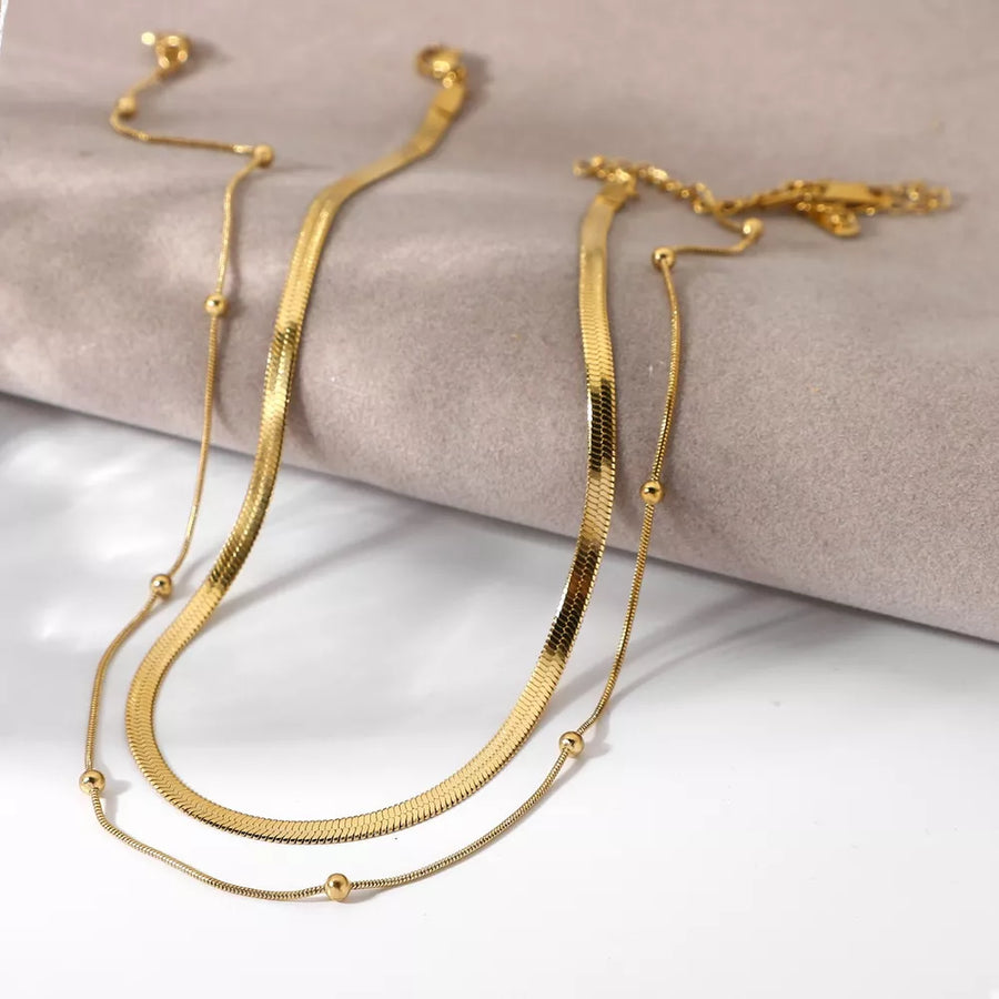 18K Gold-Plated,Stainless Steel Care instructions: Avoid wearing during exercise necklace in Gold with n/a silhouette