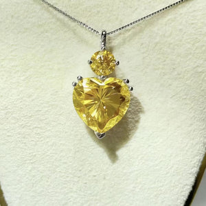 Platinum-Plated,925 sterling silver,Moissanite Carat weight: 5 necklace in silver with straight silhouette