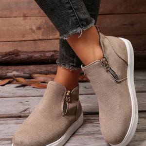 Suede Ankle Boots With Side Zipper in Pink