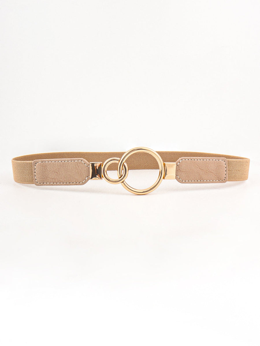 Tan elastic belt with interlocked gold rings and faux leather ends.