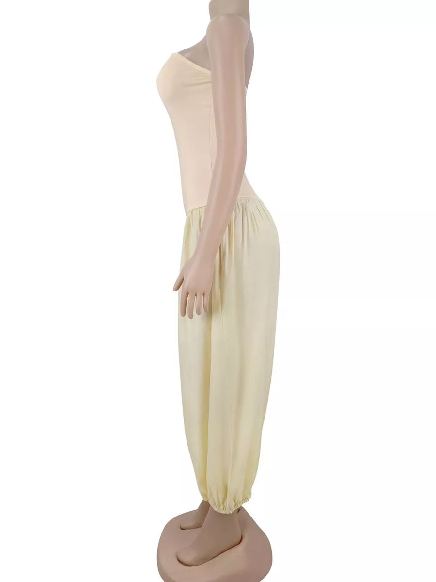 romantic jumpsuit in pale yellow with strapless