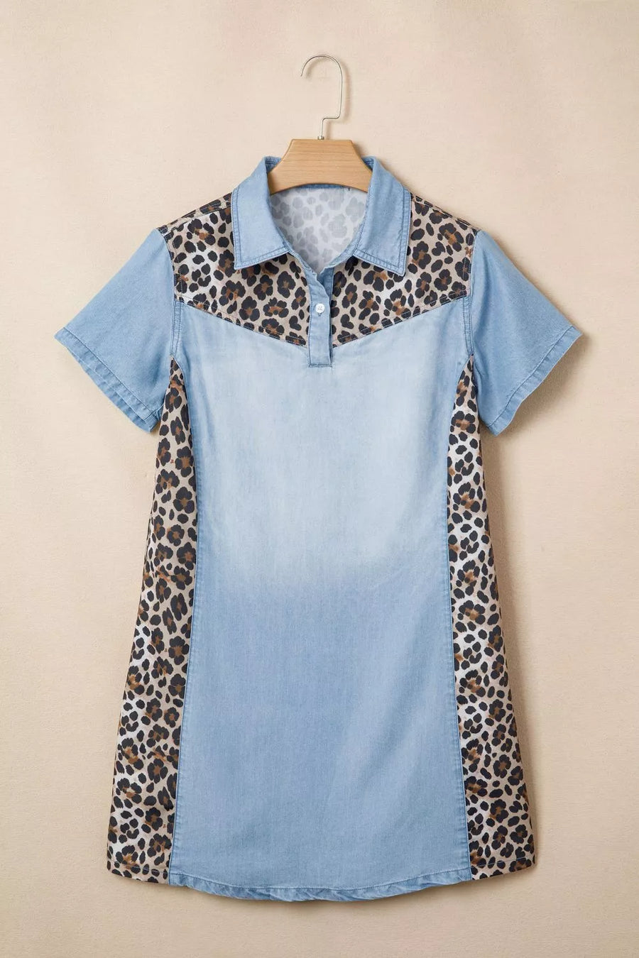 Denim polo dress with short sleeves and leopard print panels