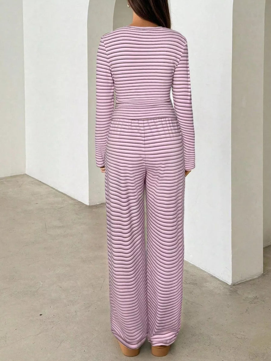 dark brown two-piece set with pullover, elastic and striped