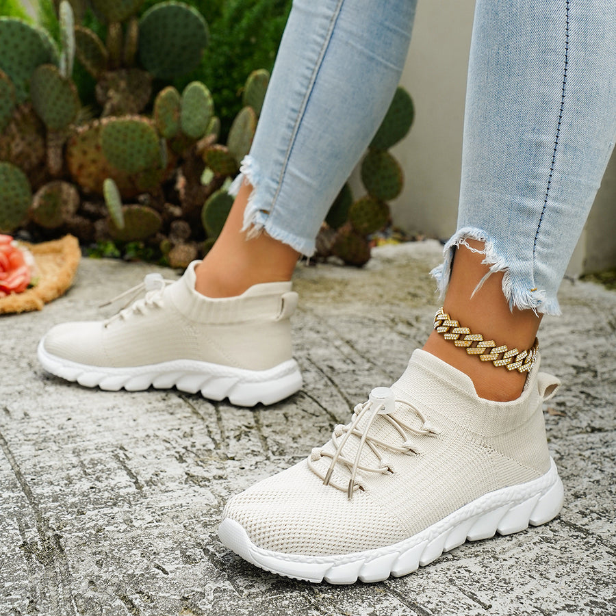 Mesh Round Toe Lace Up Sneakers in Gray with round toe