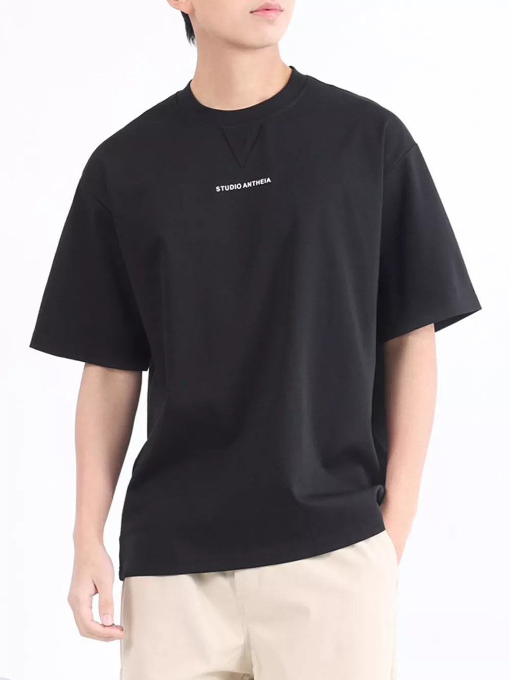 Black cotton blend crew neck t-shirt with embroidered logo detail