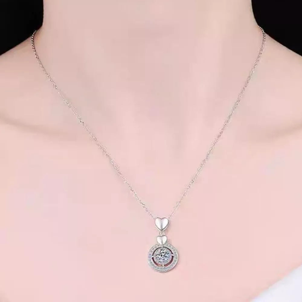 necklace in silver featuring moissanite stone and straight fit