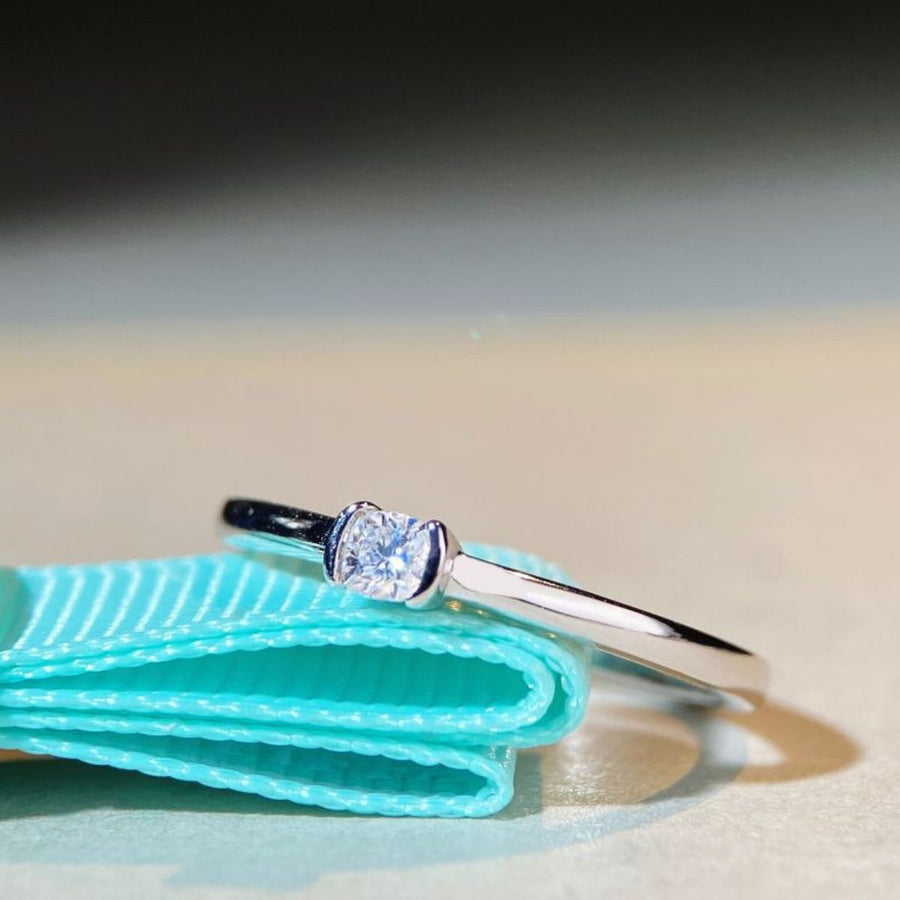 ring in silver
