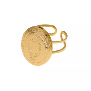 ring in gold with ornate and adjustable