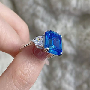 925 Sterling Silver Zircon Square Ring in Cerulean with gemstone