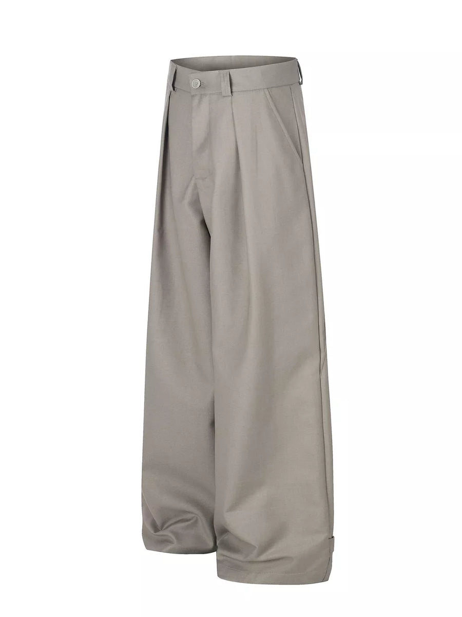 Khaki wide-leg casual pants with belt loops and pleats.
