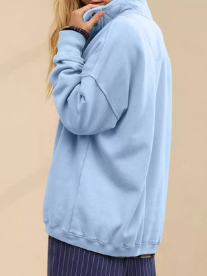 athleisure sweatshirt in Red with henley