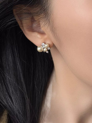 earrings in ivory featuring cluster design and regular fit