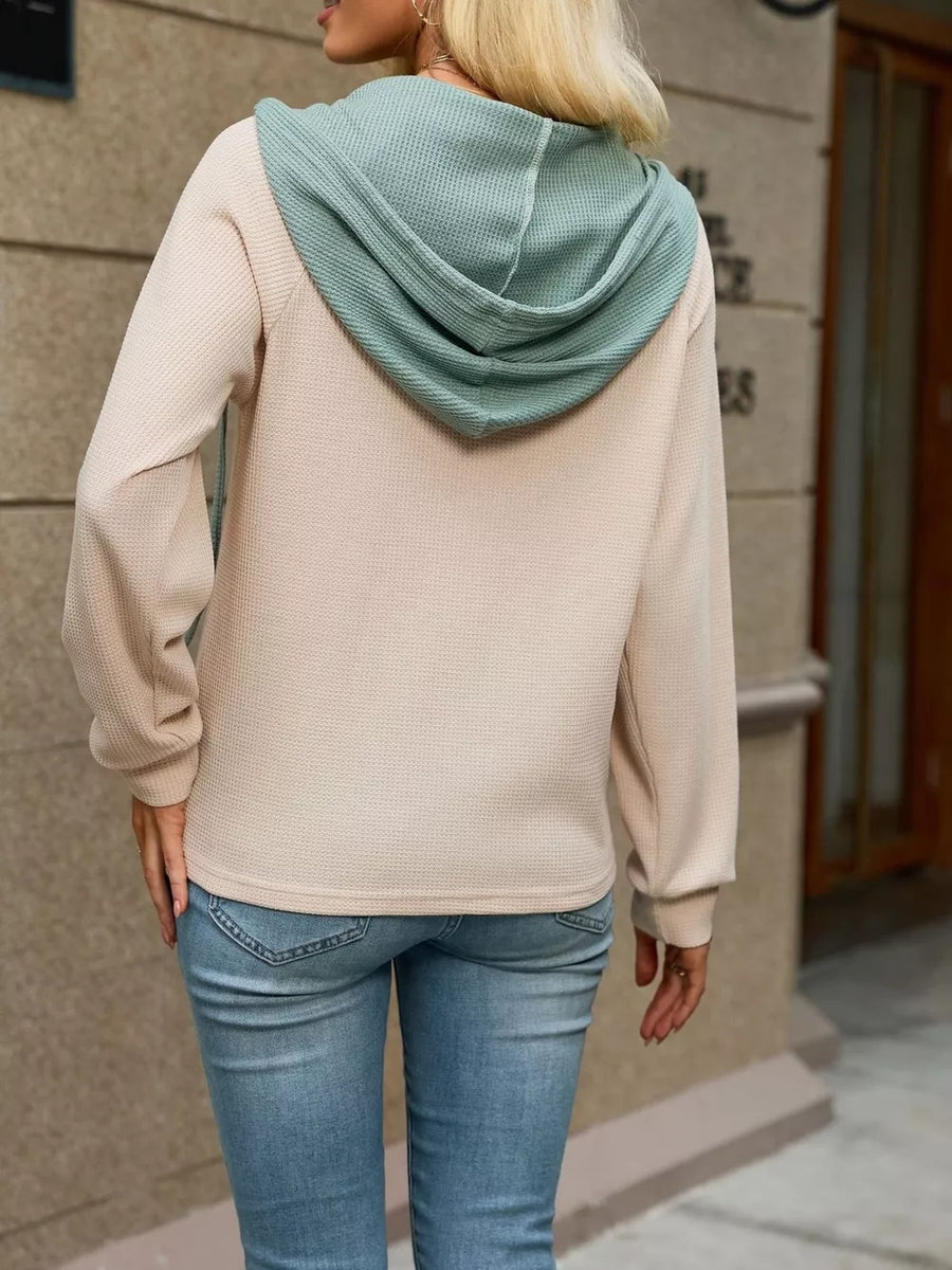 classic hoodie in Dust Storm with hooded
