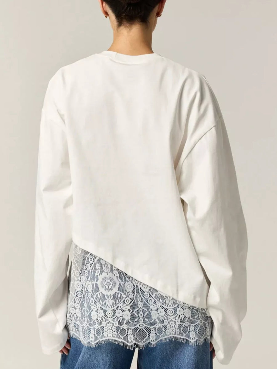 ivory t-shirt with hip-length and pullover
