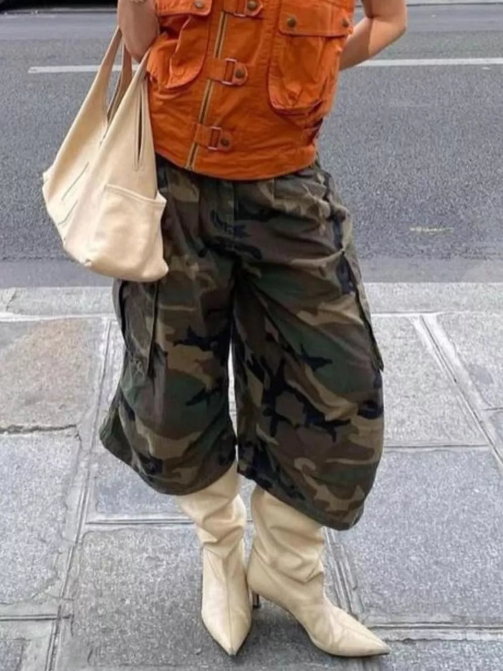Camouflage Cargo Cropped Pants in Camouflage