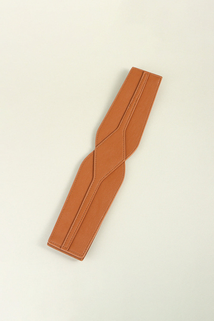 Caramel elastic belt with sculpted waist detail and stitched accents