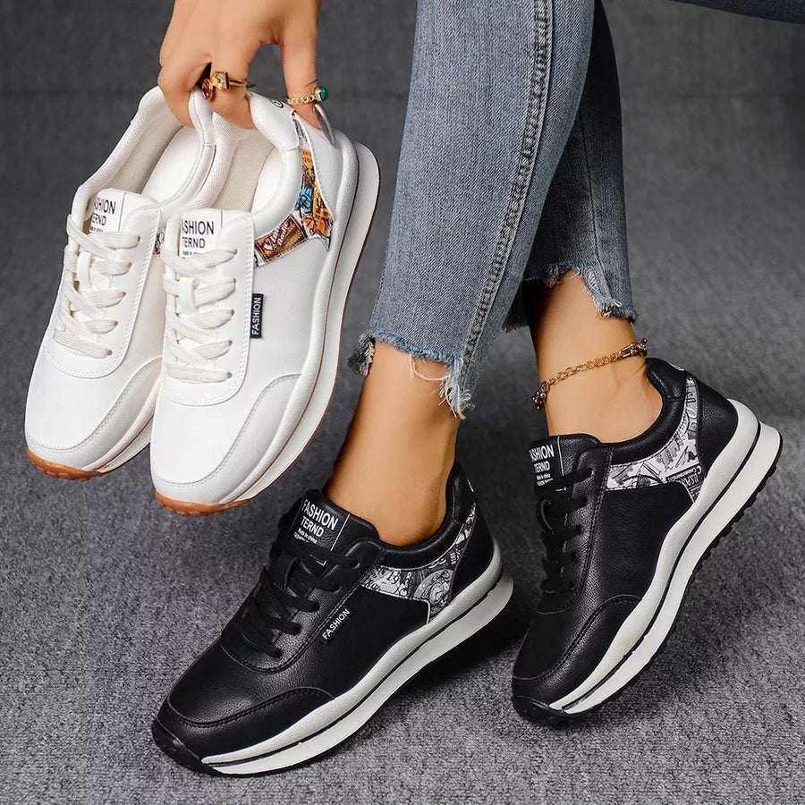 sneakers in white featuring round toe and regular fit