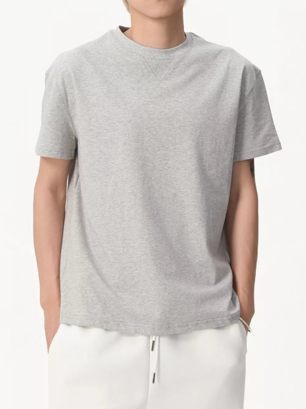 Classic round neck casual tee in Hemp Ash cotton spandex with short sleeves and a relaxed fit.