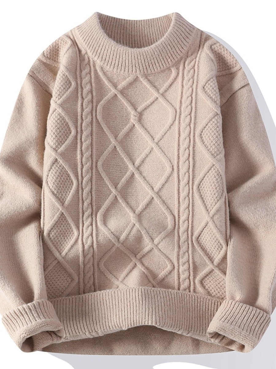classic pullover sweater in ivory with crew neck