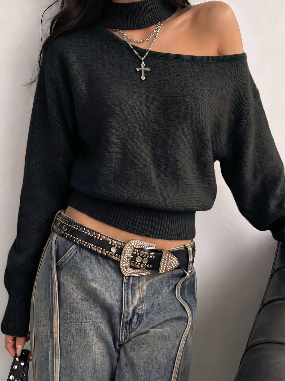 lavender pullover sweater with stretch and long sleeve
