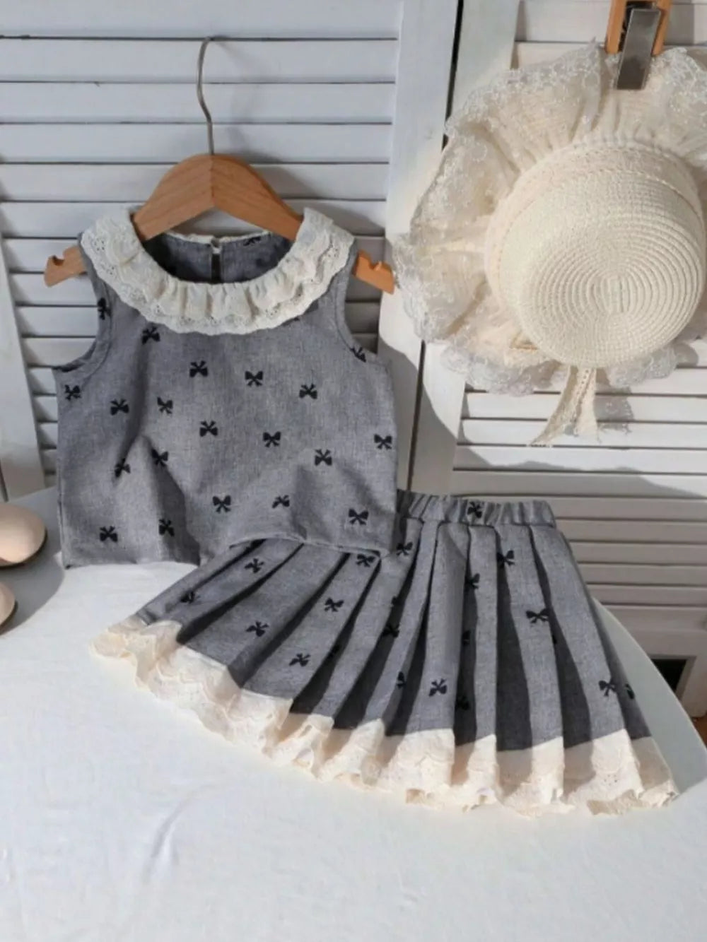 Children's Bow Print Lace Trimmed Top And Skirt Set