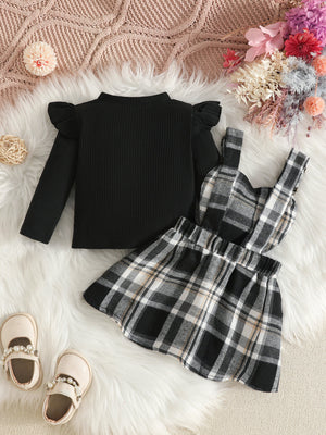 classic, preppy skirt set in Black with crew neck