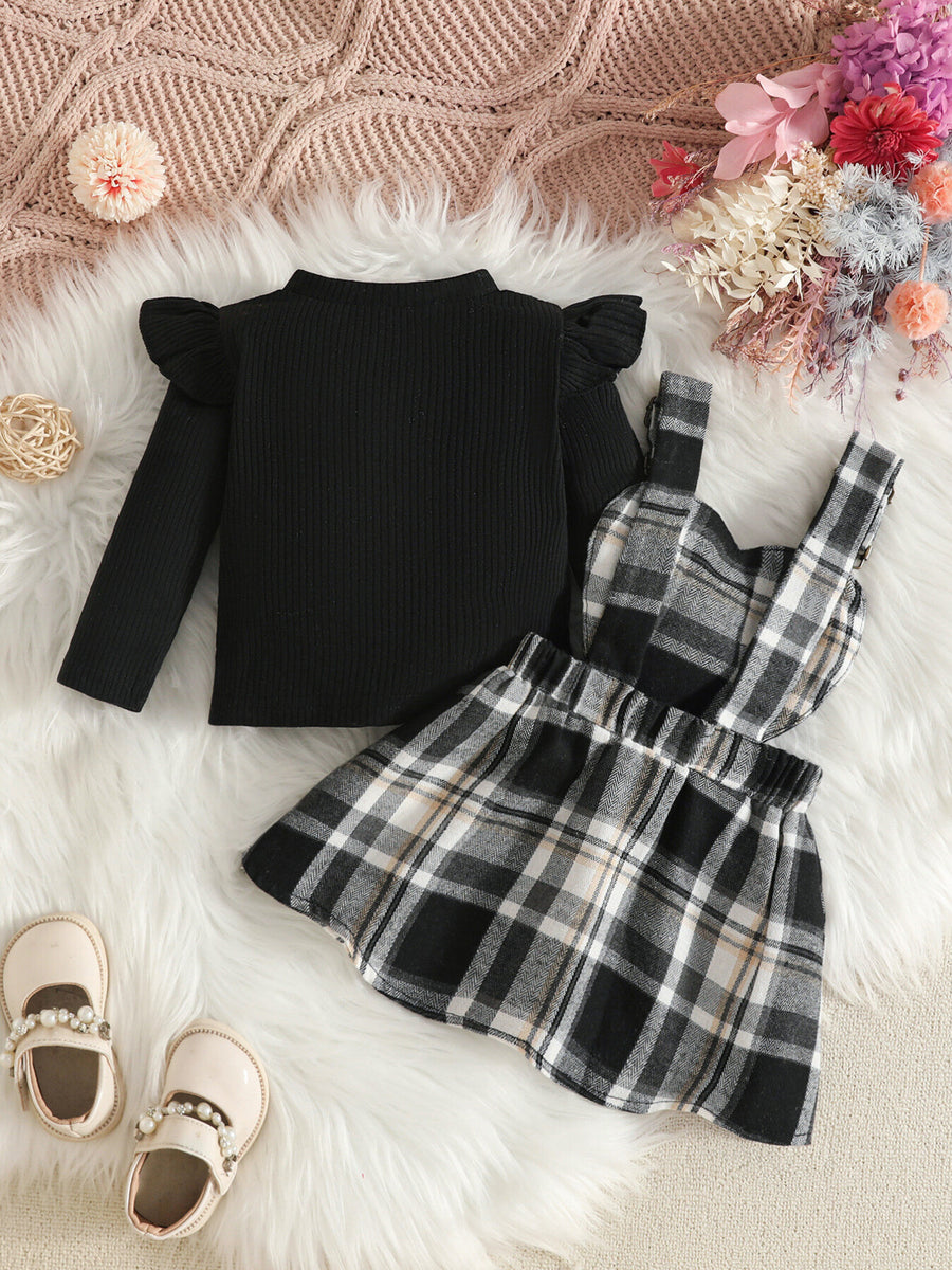 classic, preppy skirt set in Black with crew neck