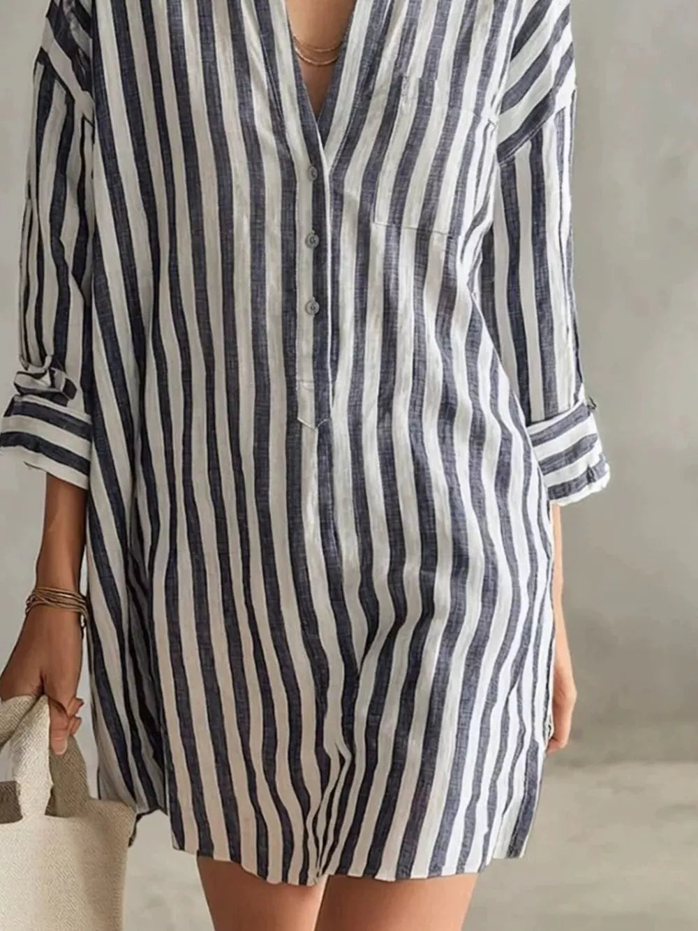 coastal shirt dress in light blue with collared