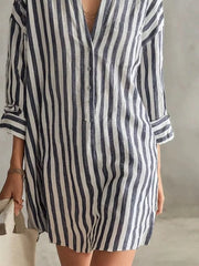 coastal shirt dress in light blue with collared
