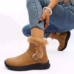 Brown boots with ankle-length and side-zip