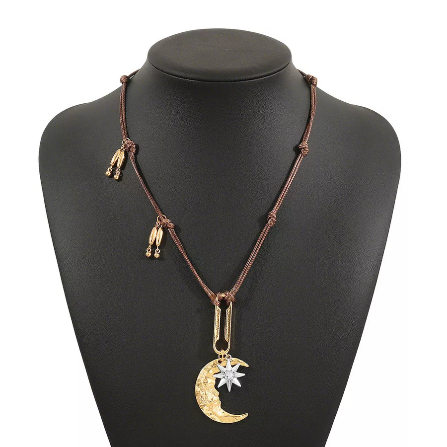 gold n/a necklace with n/a