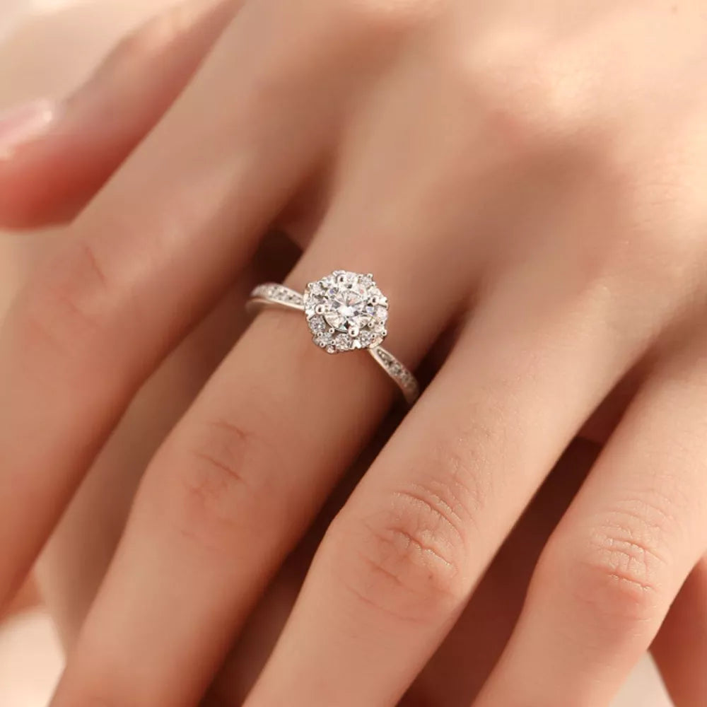 1 Carat 925 Sterling Silver Ring in Silver