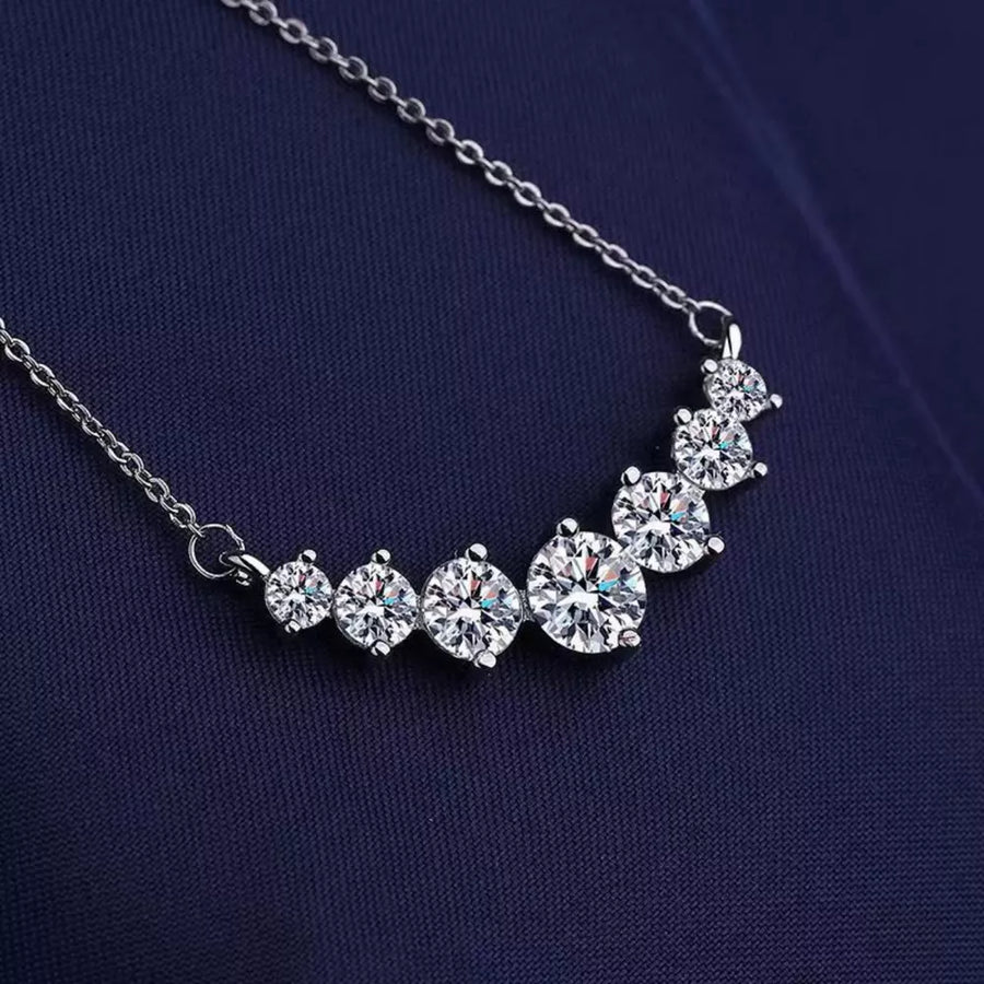 925 sterling silver,Moissanite Carat weight: 2 necklace in Silver with straight silhouette