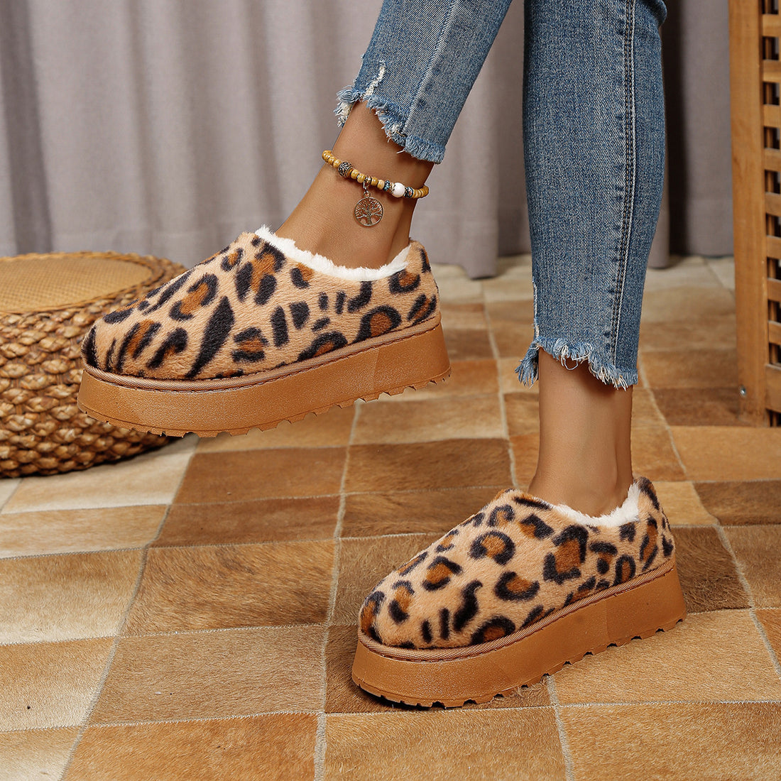 boots in tan featuring faux fur lining and platform boot fit