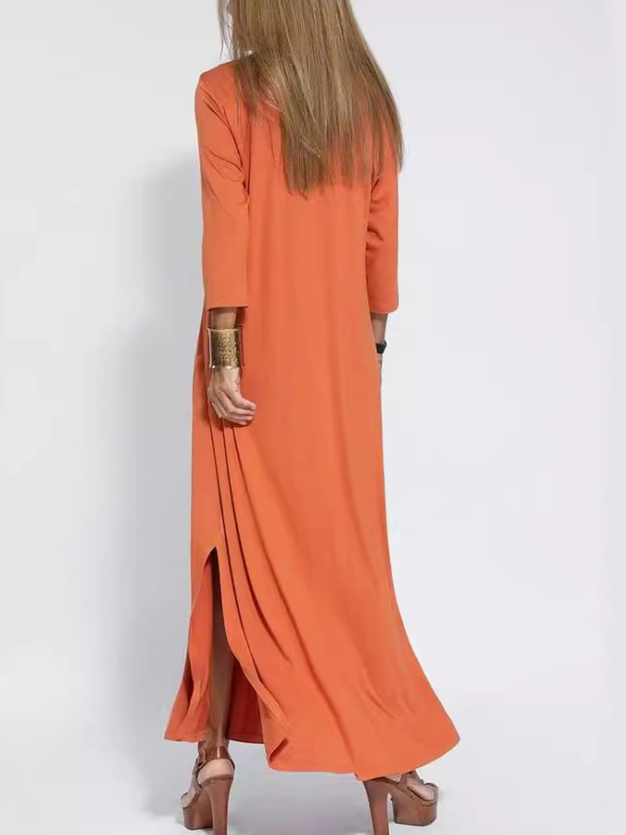 minimalist midi dress in Black with v-neck