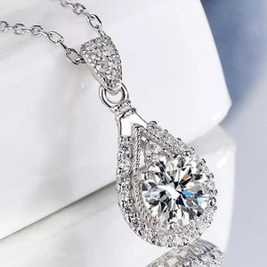5 Carat 925 Sterling Silver Moissanite Teardrop Necklace in clear with moissanite