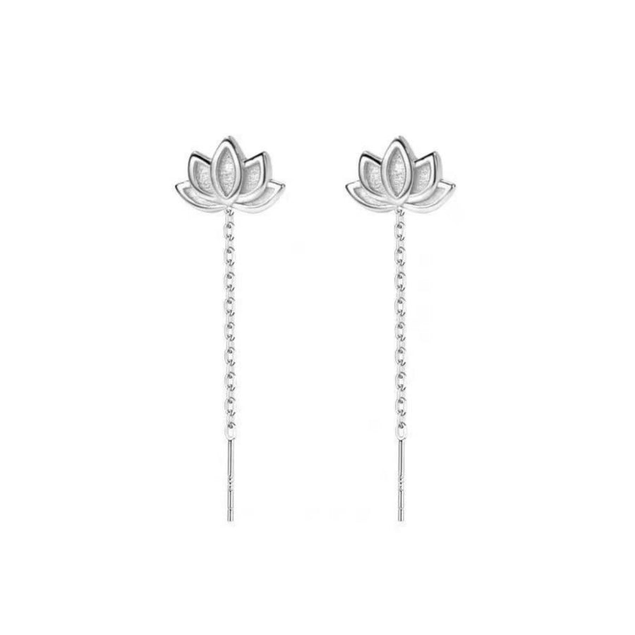 earrings in Silver with floral and dangle