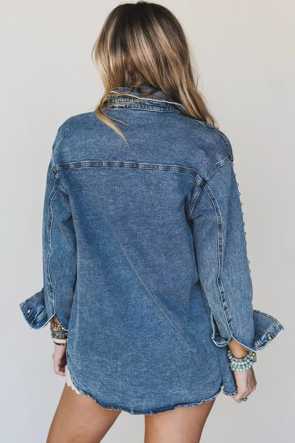 81 denim jacket in Medium with regular silhouette