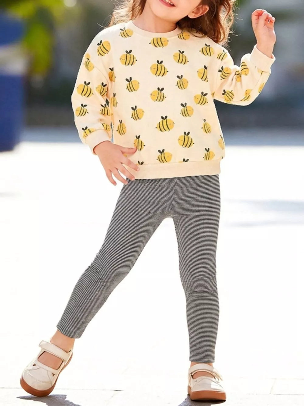 ivory sweatshirt with animal-print and crew neck