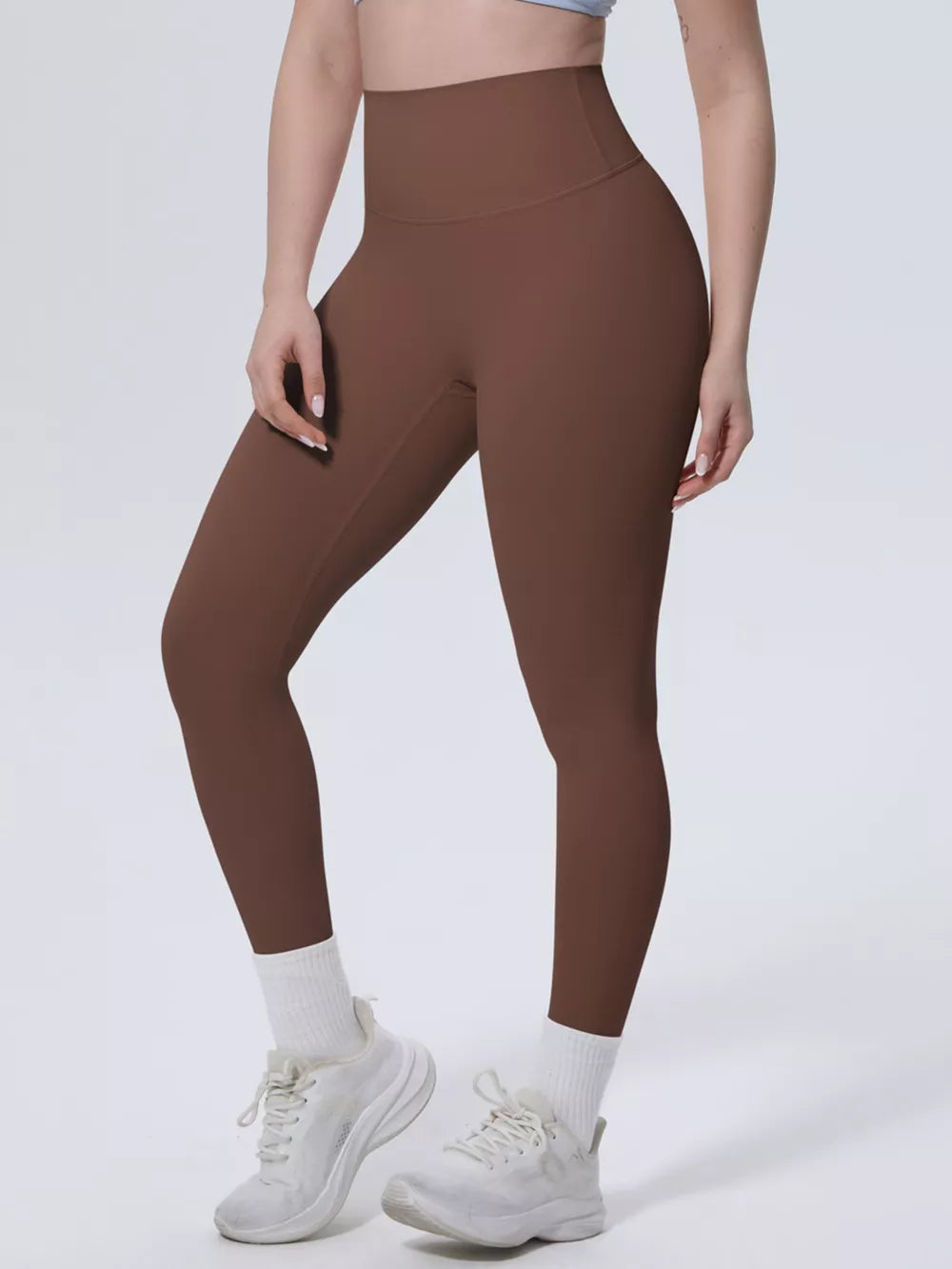 leggings in Sage with buttery-soft and ankle-length