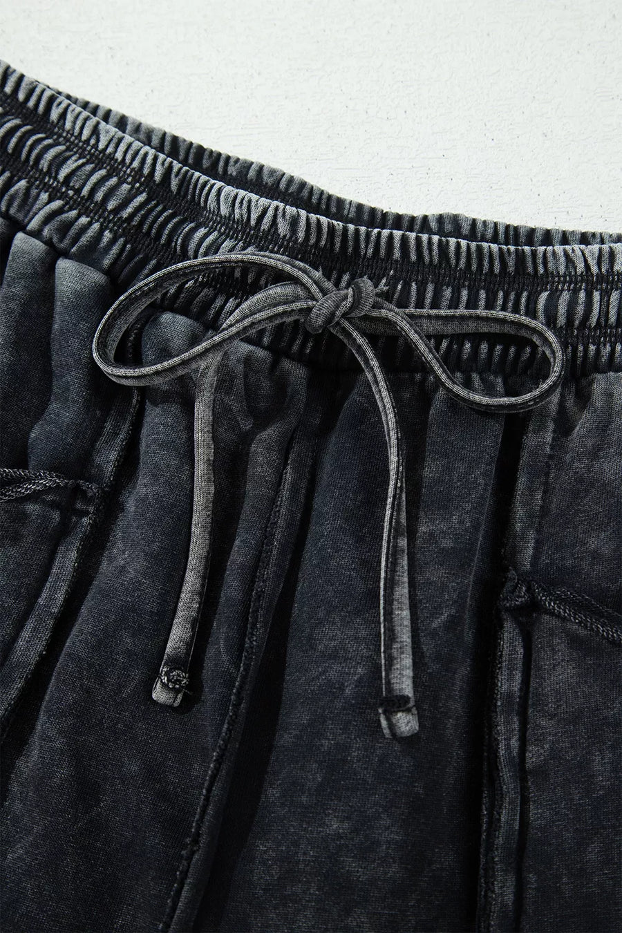 Black relaxed barrel pants with N/A