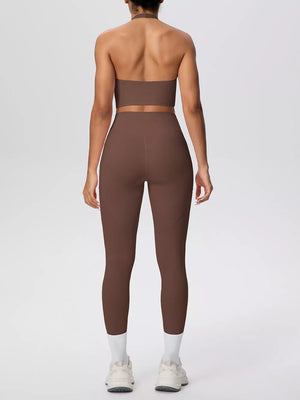 Black fitted active set with halter
