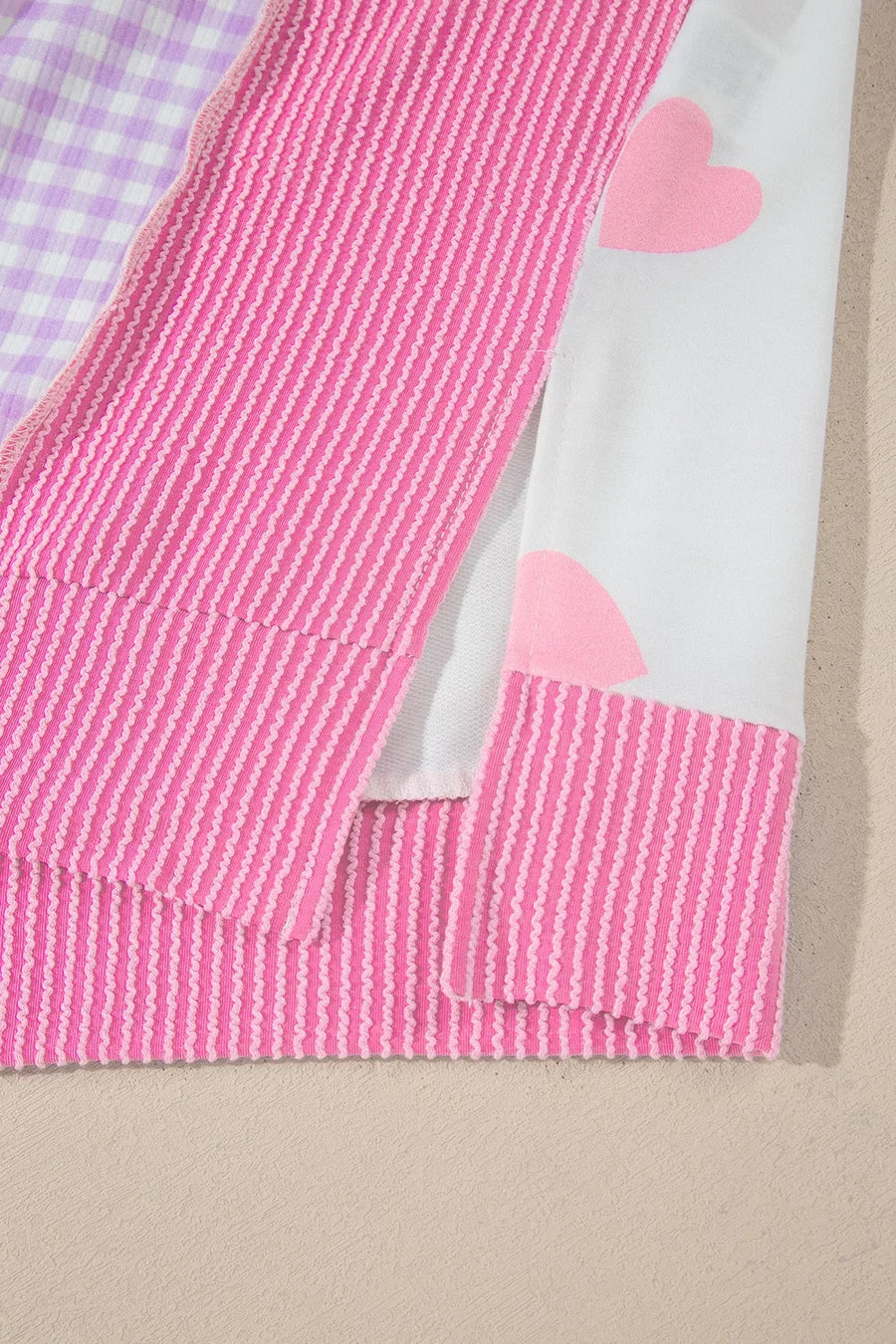 Heart Pattern Colorblock Side Slit Top option 6
